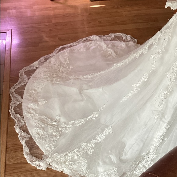 - Jasmine Haute Couture Wedding Gown Dress, sz 8, Silk, Lace, Embroidered … - Picture 15 of 16